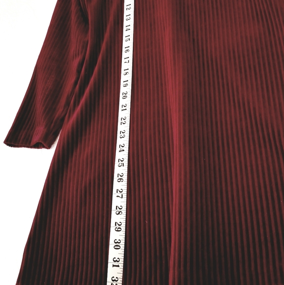 Lovely Wine/Burgundy Casual Dress Size Small Feel like soft Velour - Picture 3 of 7